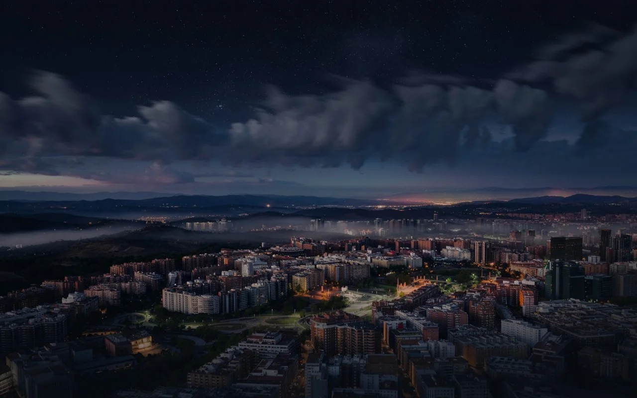 Pogled na Španijo v temi med obsežnim izpadom električne energije 28. aprila 2025.