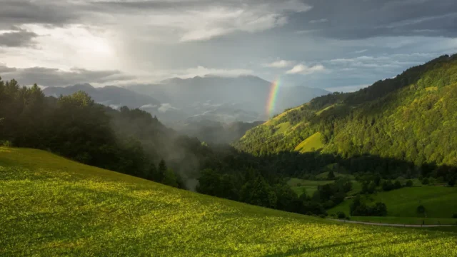 vreme po dežju nad Slovenijo konec avgusta